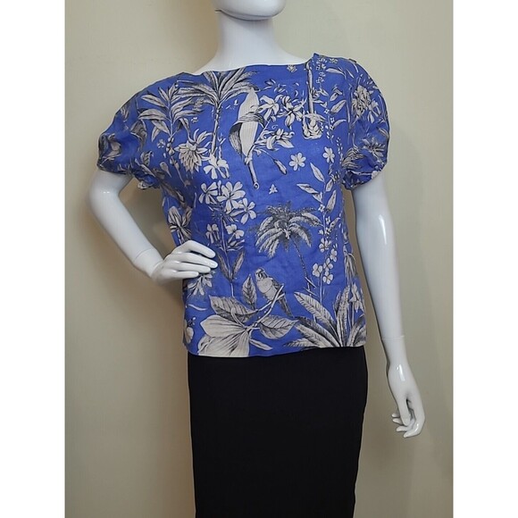 J. Crew Tops - J Crew Blue White Floal Tropical Cap Sleeve Key Whole Back Round Neck Top Small